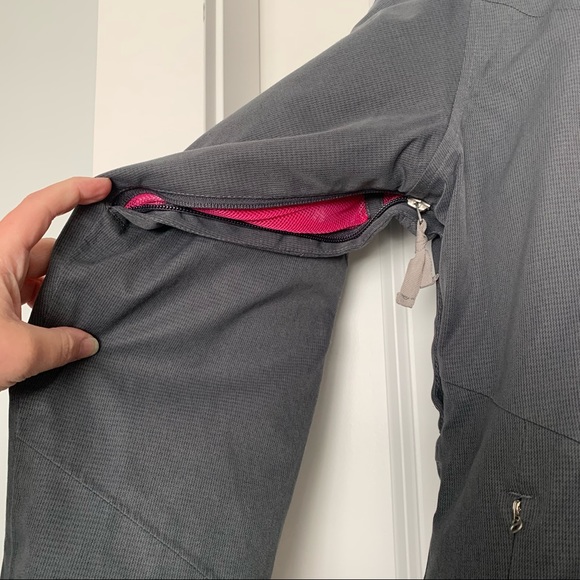 •OAKLEY• Gretchen Bleiler Series Down Filled Winter Jacket Size M - Picture 10 of 16